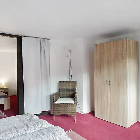 Gaestehaus Roth Feriehus *